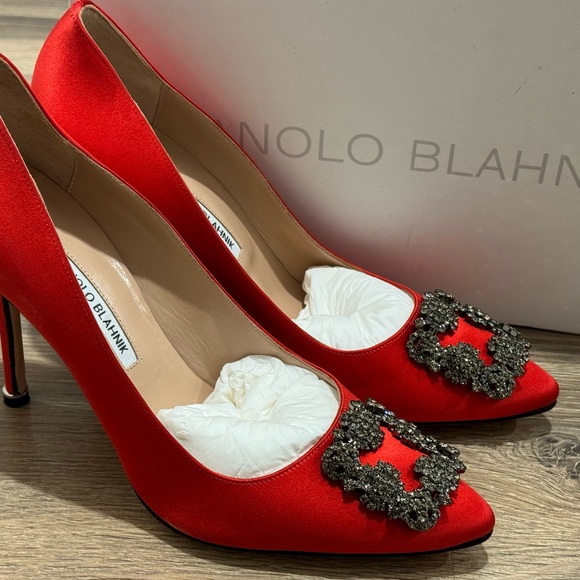 Manolo heels size 39 (size 9) - Picture 1 of 4